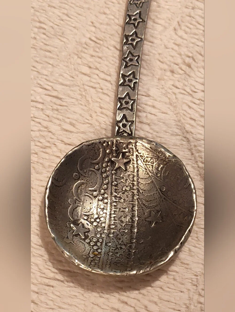 Tin Woodsman Stamped Star-Detail Metal Spoon in Antique Silver Tone